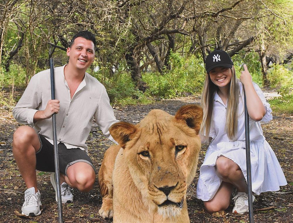 Ana Maria & Bogdan Berbecar - decembrie 2023