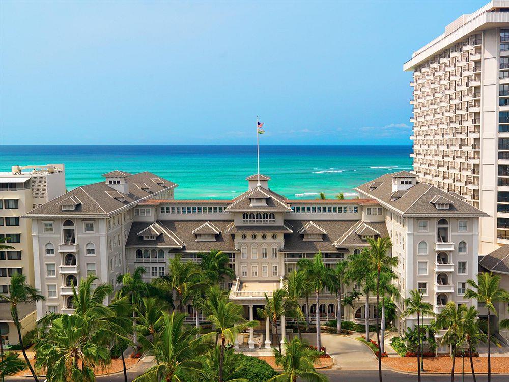 AC Hotel Downtown Los Angeles & Moana Surfrider, A Westin Resort & Spa