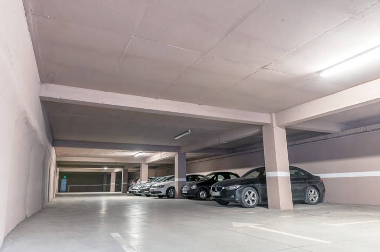 Silver Business Center